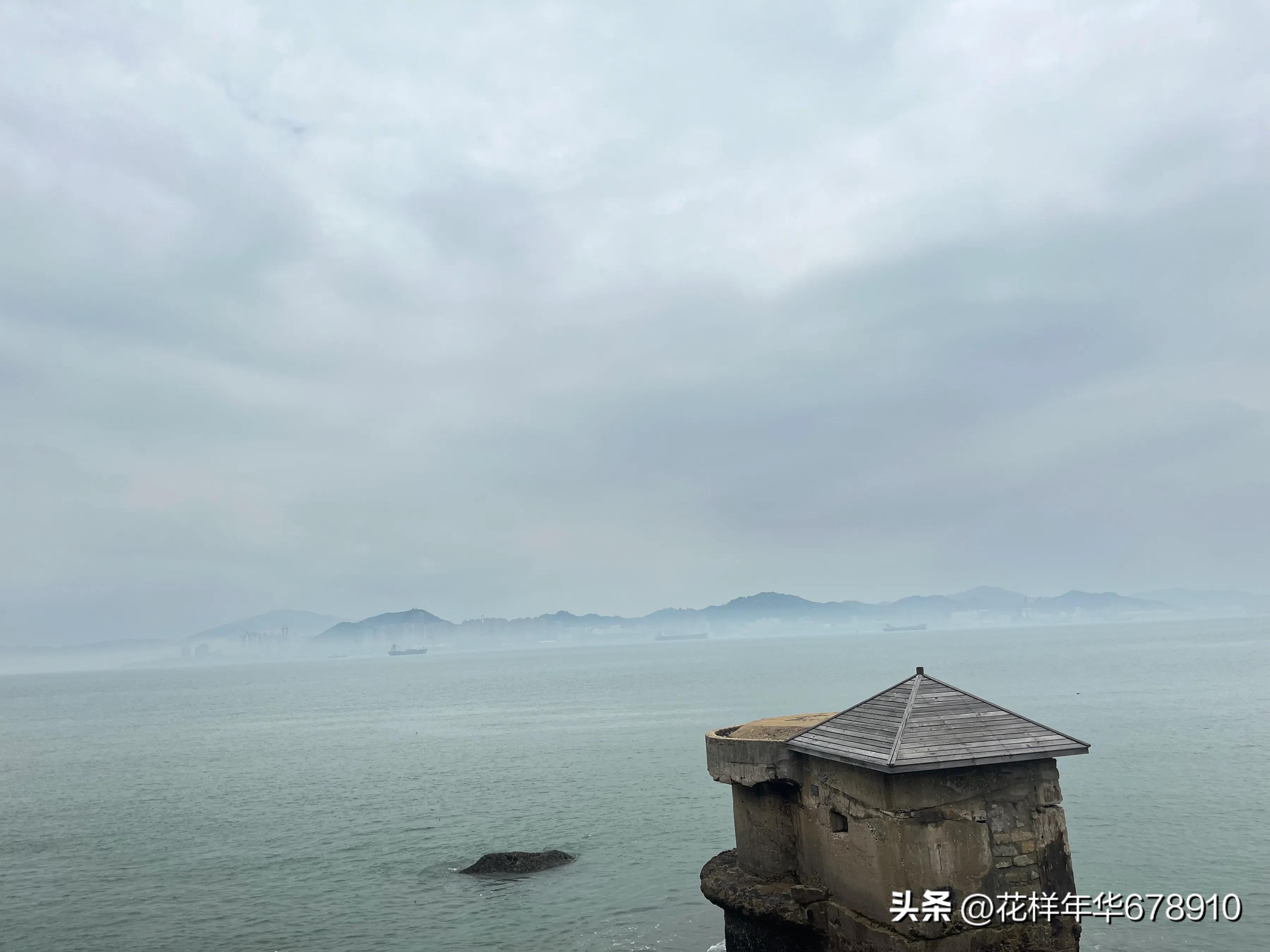 美丽的鼓浪屿鹭岛游艇夜游,美丽的厦门鼓浪屿海边沙滩风景