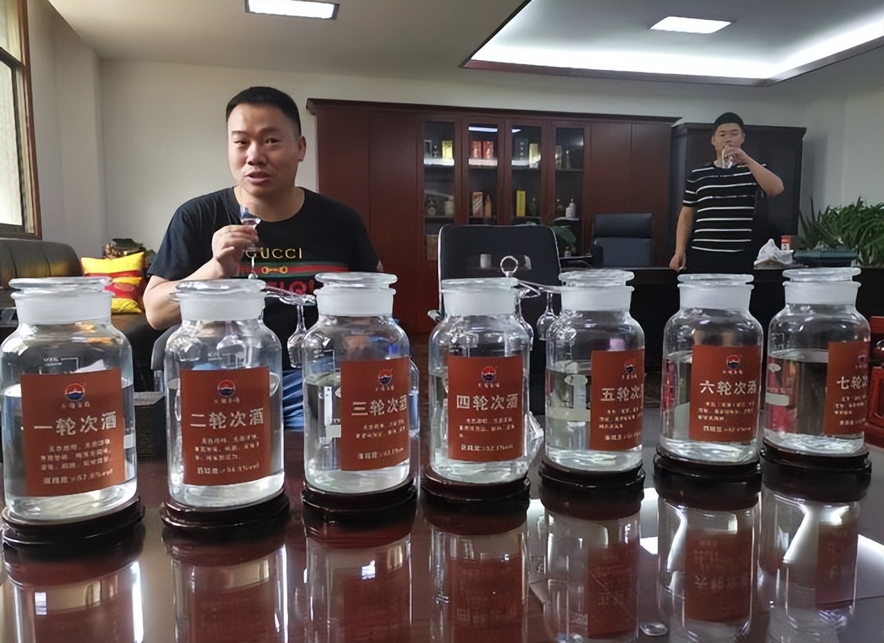 白酒过期了还能喝酒吗,白酒过期了还能不能喝劲酒