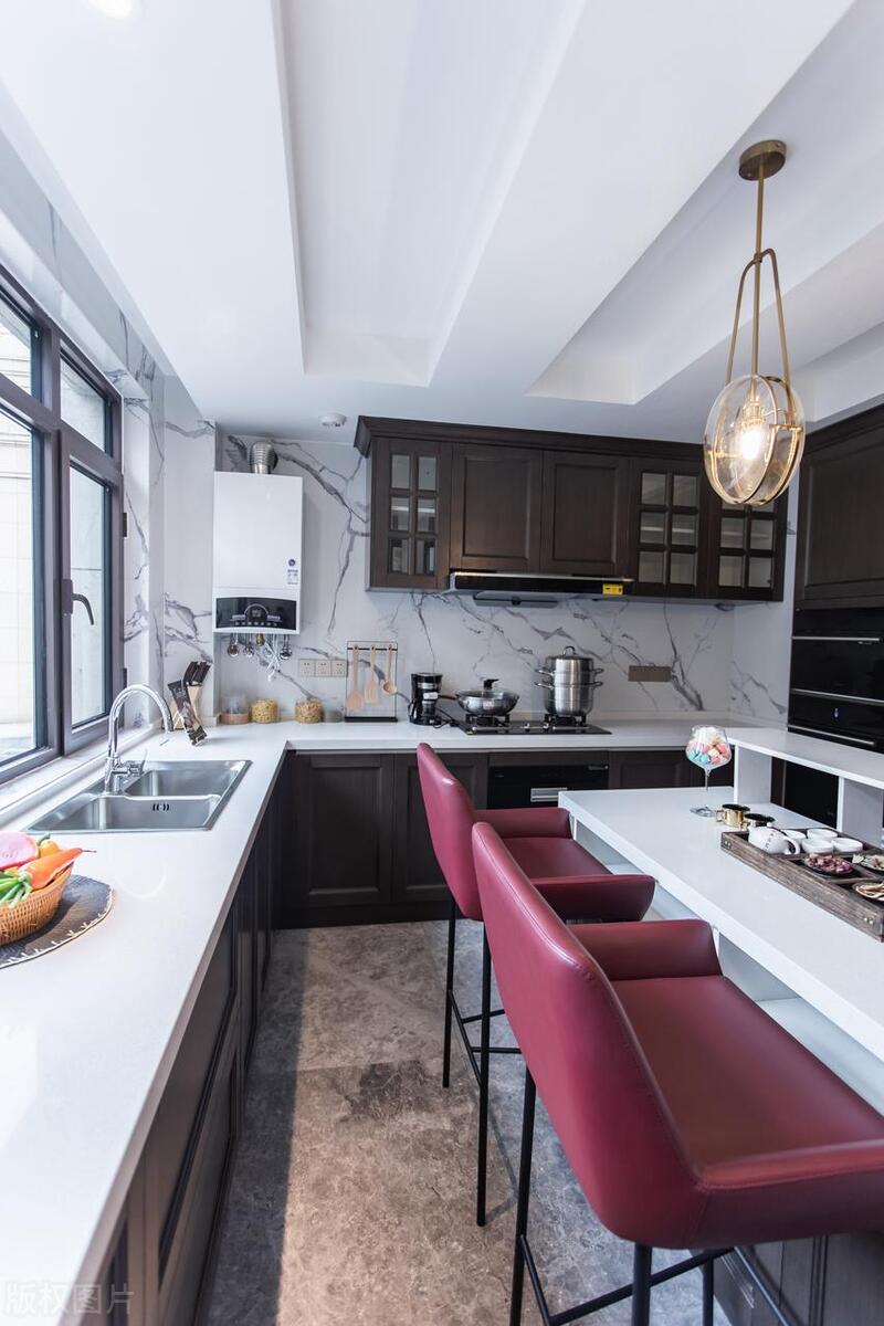 燃气壁挂炉和热水器区别在哪,壁挂炉跟燃气热水器区别在哪