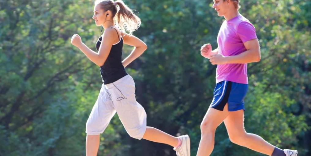 血管堵不堵劝你及时做好4件事,血管不好血难抽如何改善血管