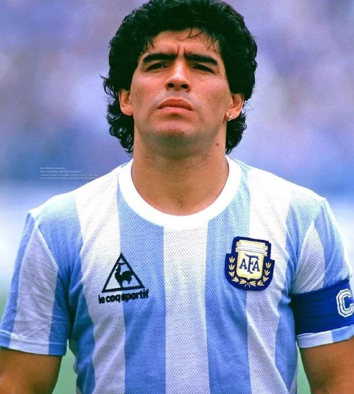 足球运动员校园往事,足球之往事