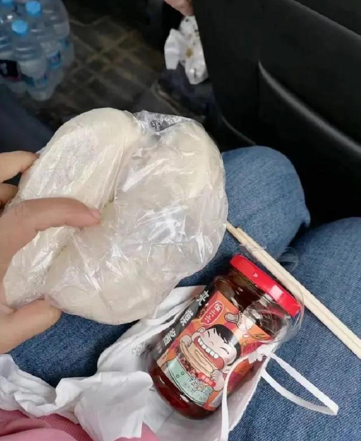 郑州富士康绩效奖好拿吗,郑州富士康年终奖金何时发