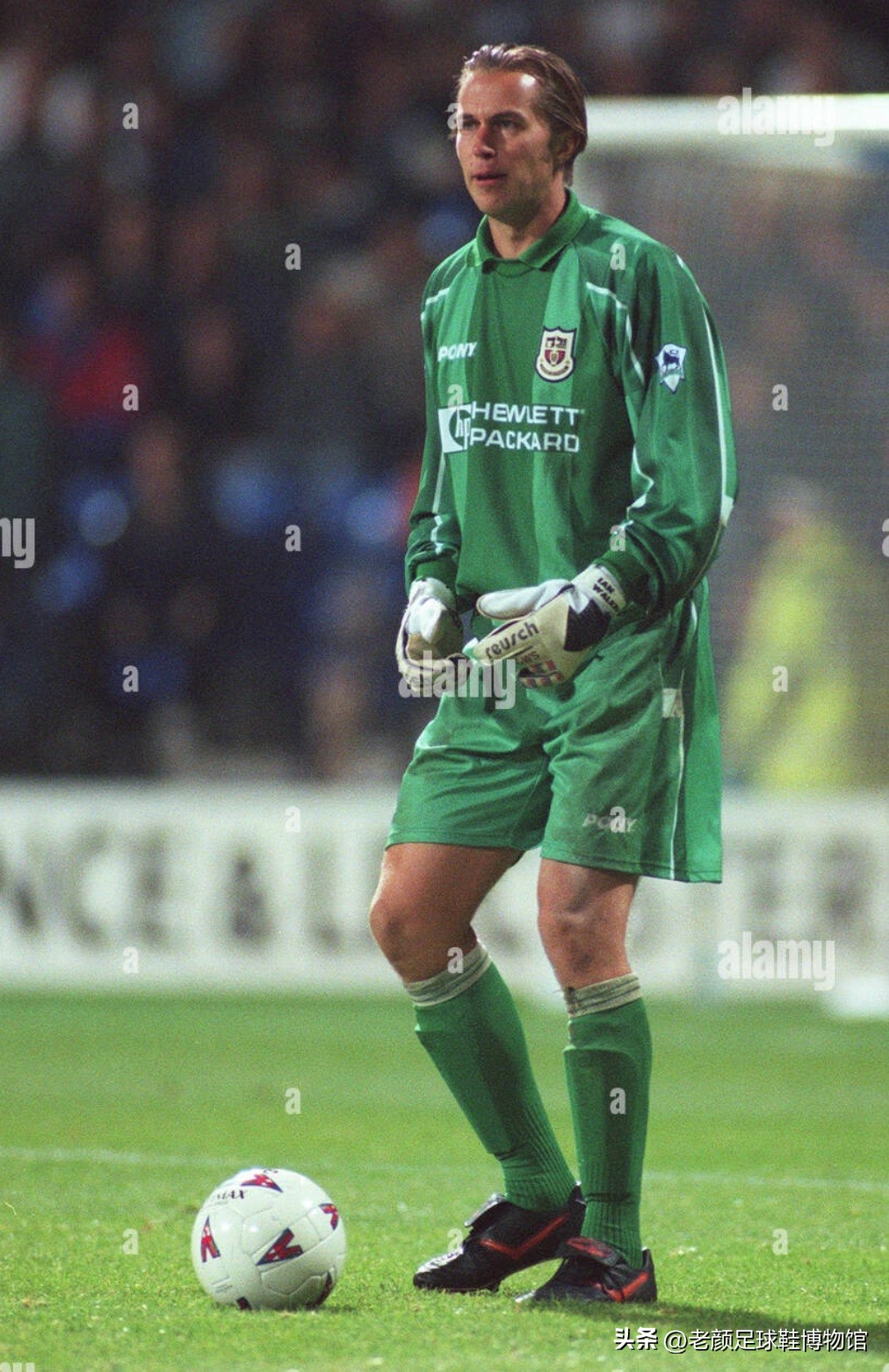 号称赞助过球王贝利拳王阿里的美国潮牌，靠曼联王朝92班昙花一现