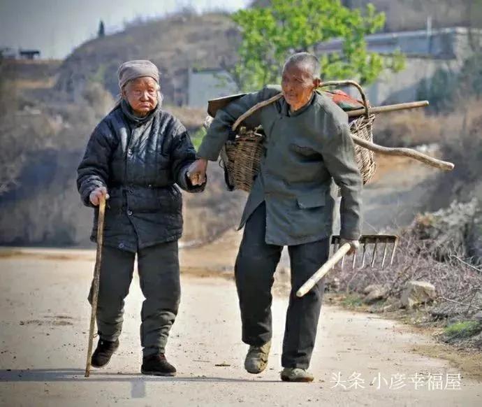 超过七十岁老年重病最好解决办法,父母病重放弃治疗违法吗