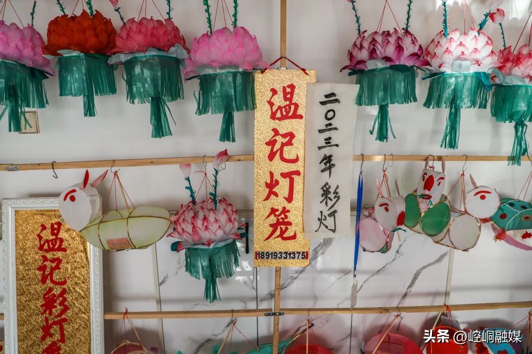 观看中国传统民俗花灯演出,弘扬传统文化观花灯