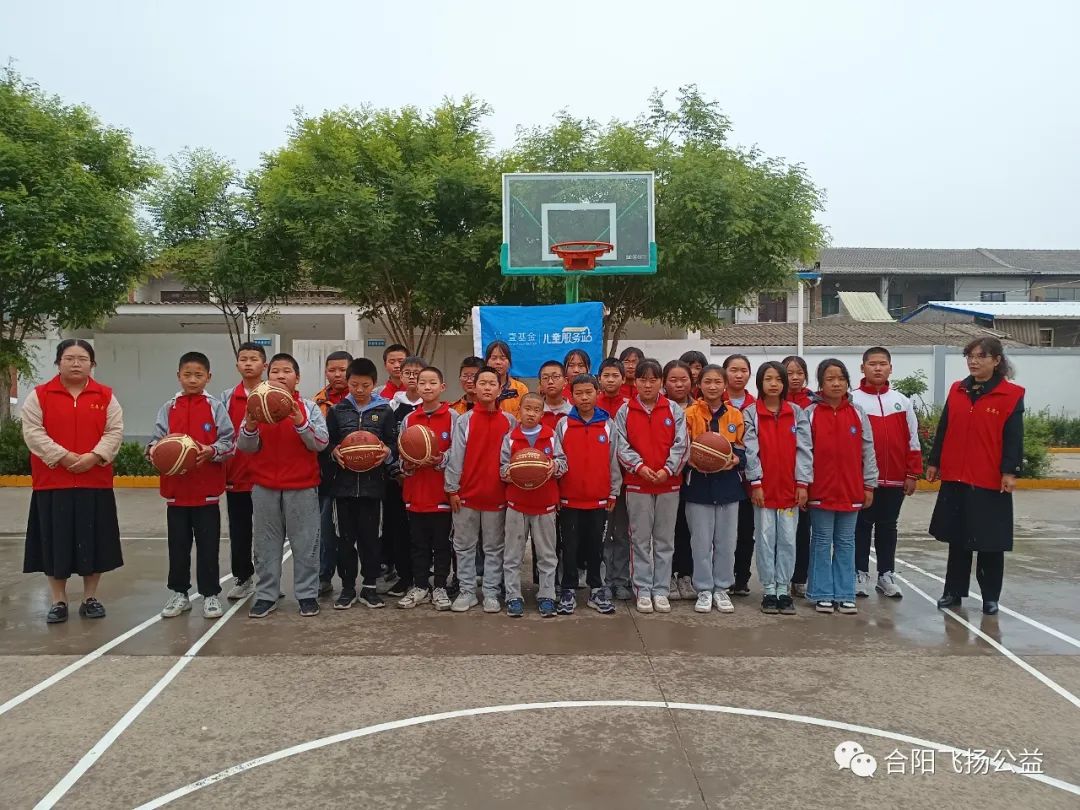 迎“篮”而上，追“球”快乐——环北、九龙社区壹基金儿童服务站