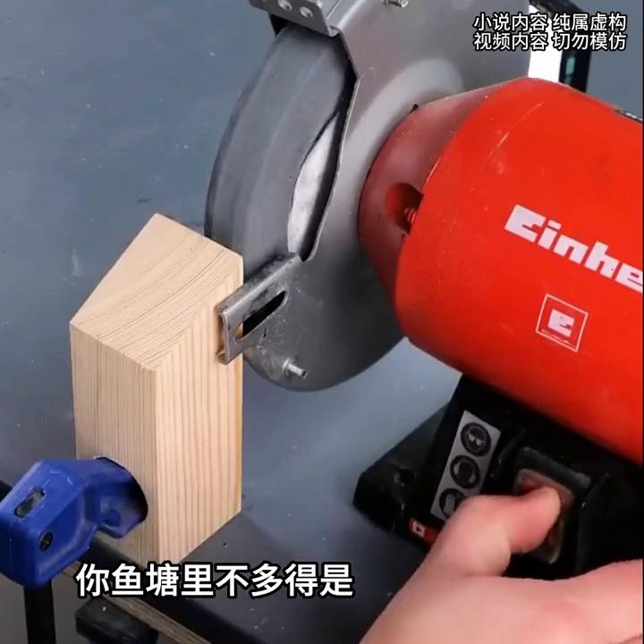 舔了校花999天突然不舔了，她却急了！#宝藏小说