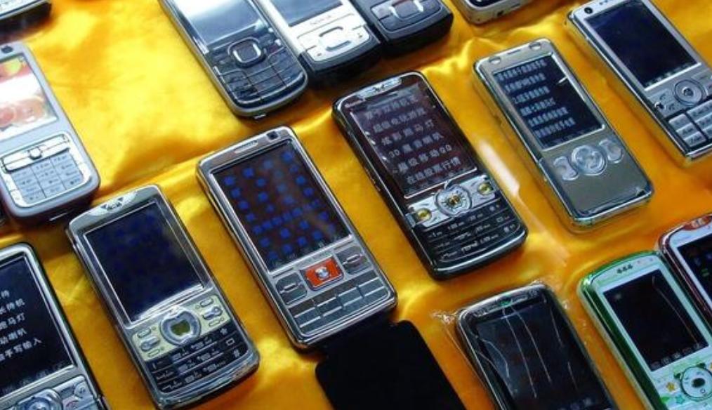 爬得越高摔得越惨的人,爬得越高越摔越惨