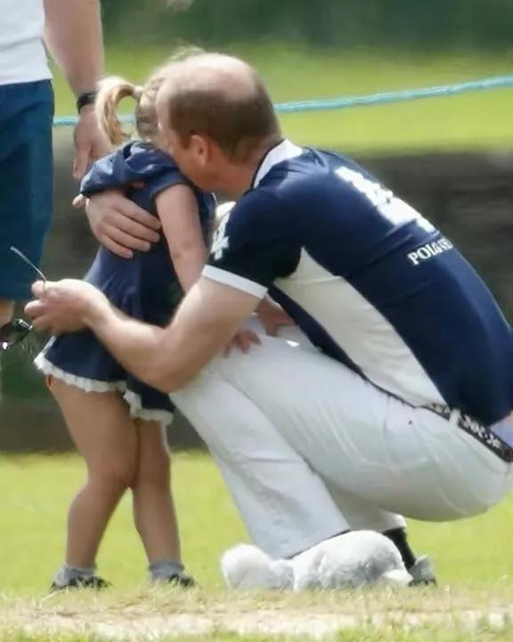 安妮的孙辈,安妮的孙女