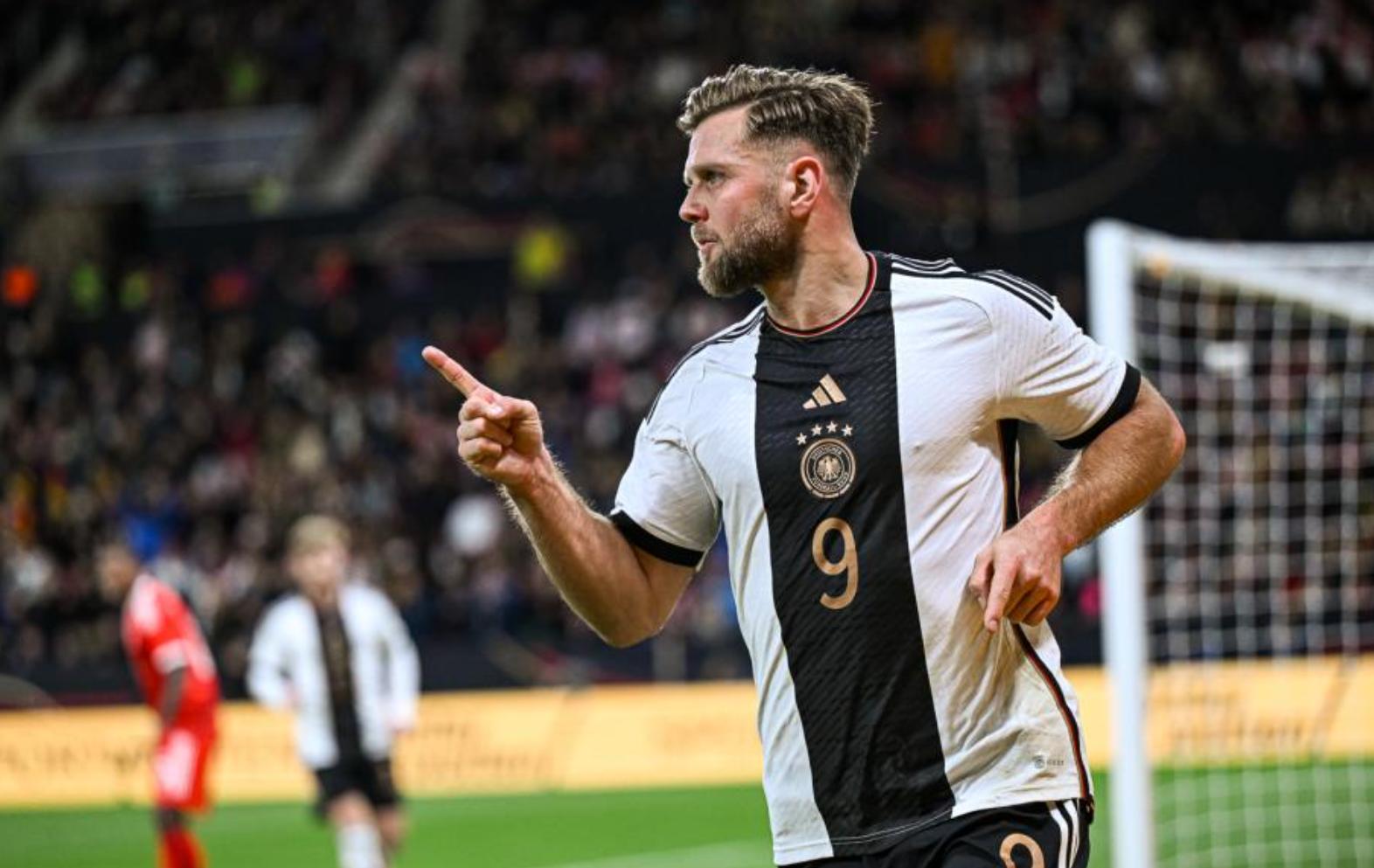 德国足球为什么会断崖式下跌,德国足球黄金一代