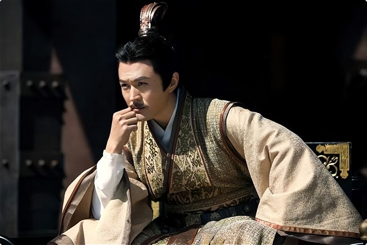 公元前和公元后是从哪个朝代开始,公元8年到公元25年之间是什么朝代