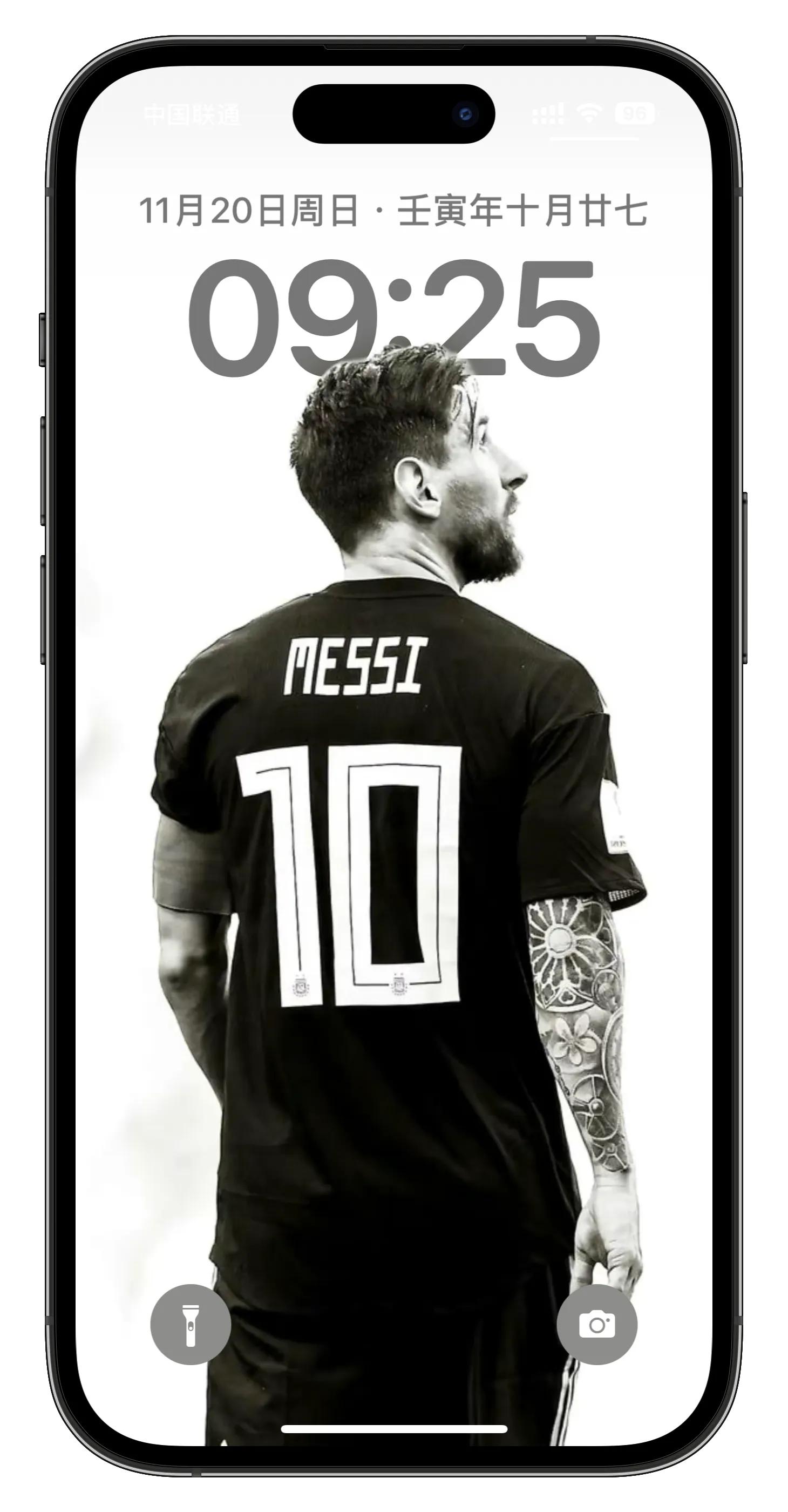 喜欢踢球的男生壁纸,喜欢踢足球的手机壁纸