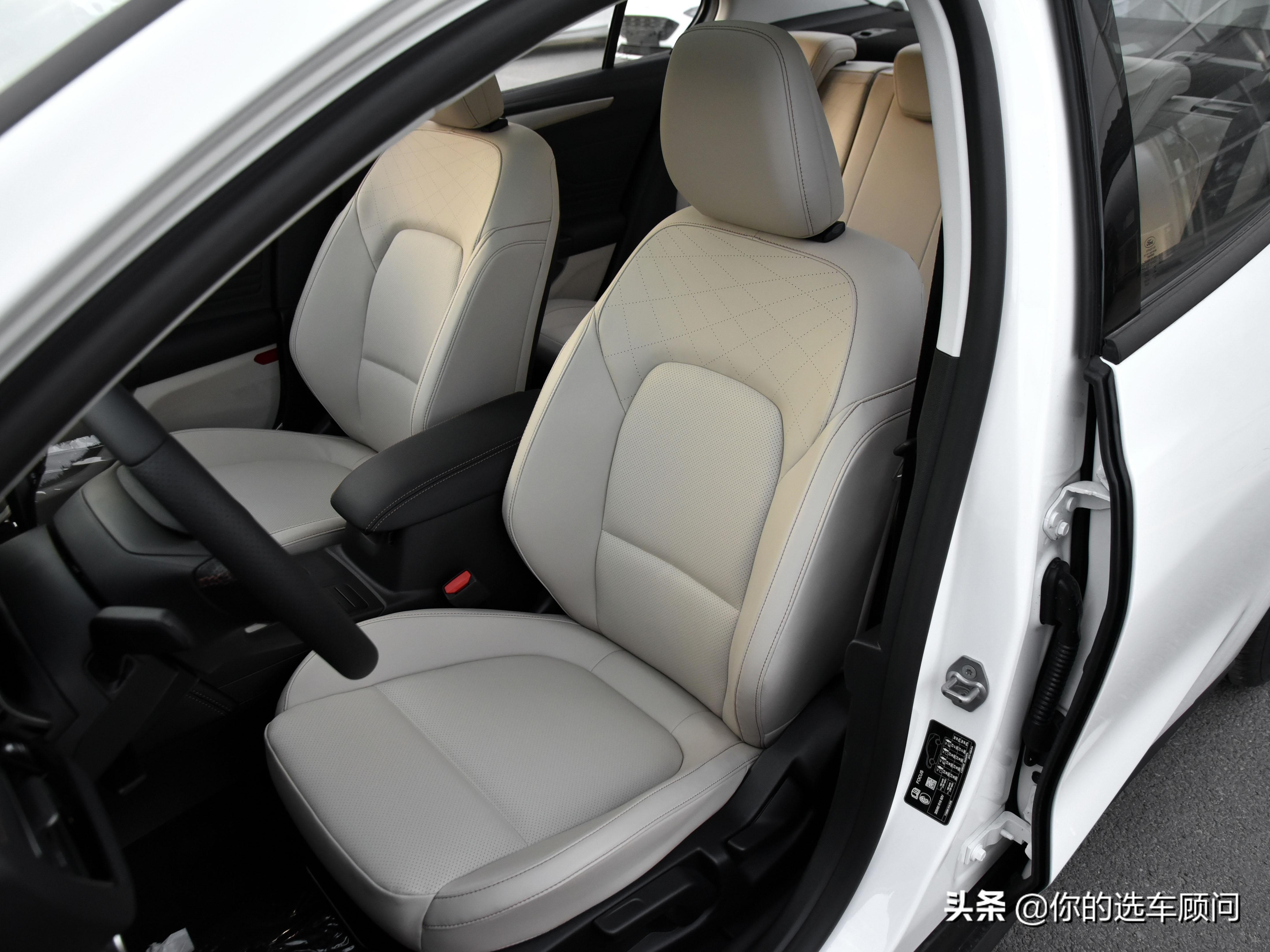 福克斯是紧凑型车吗,福特福克斯合资