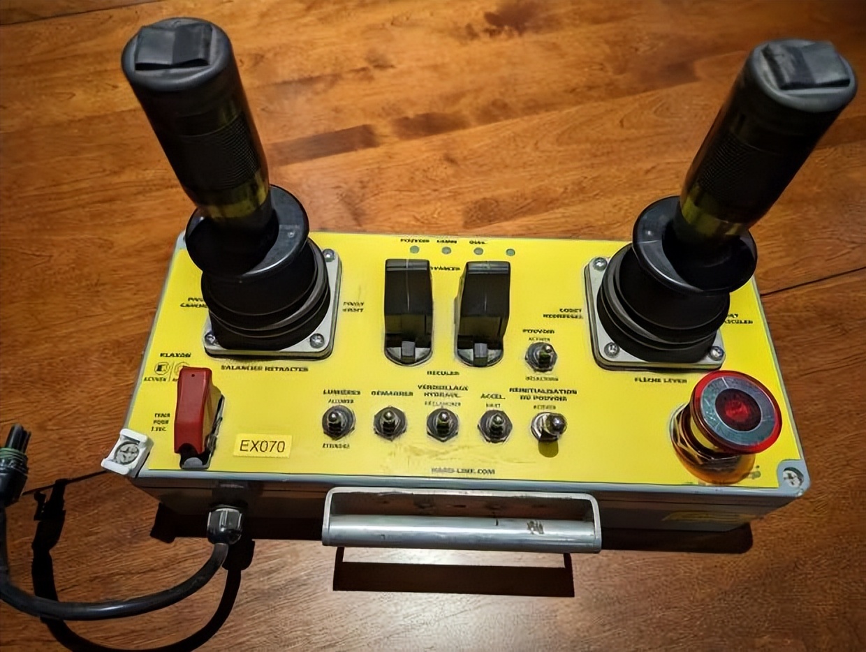 先进的采矿设备,最大的重型采矿机械