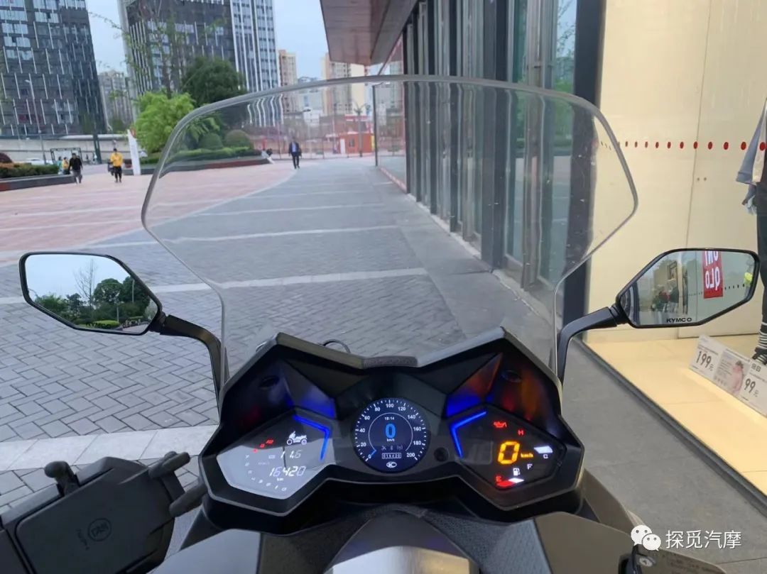 光阳ak550测评视频,光阳ak550测评萝卜报告