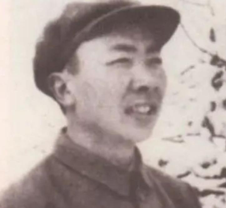 68年毛*东泽**到武汉休息时，接见曾思玉：听说你家里有个“穆桂英”