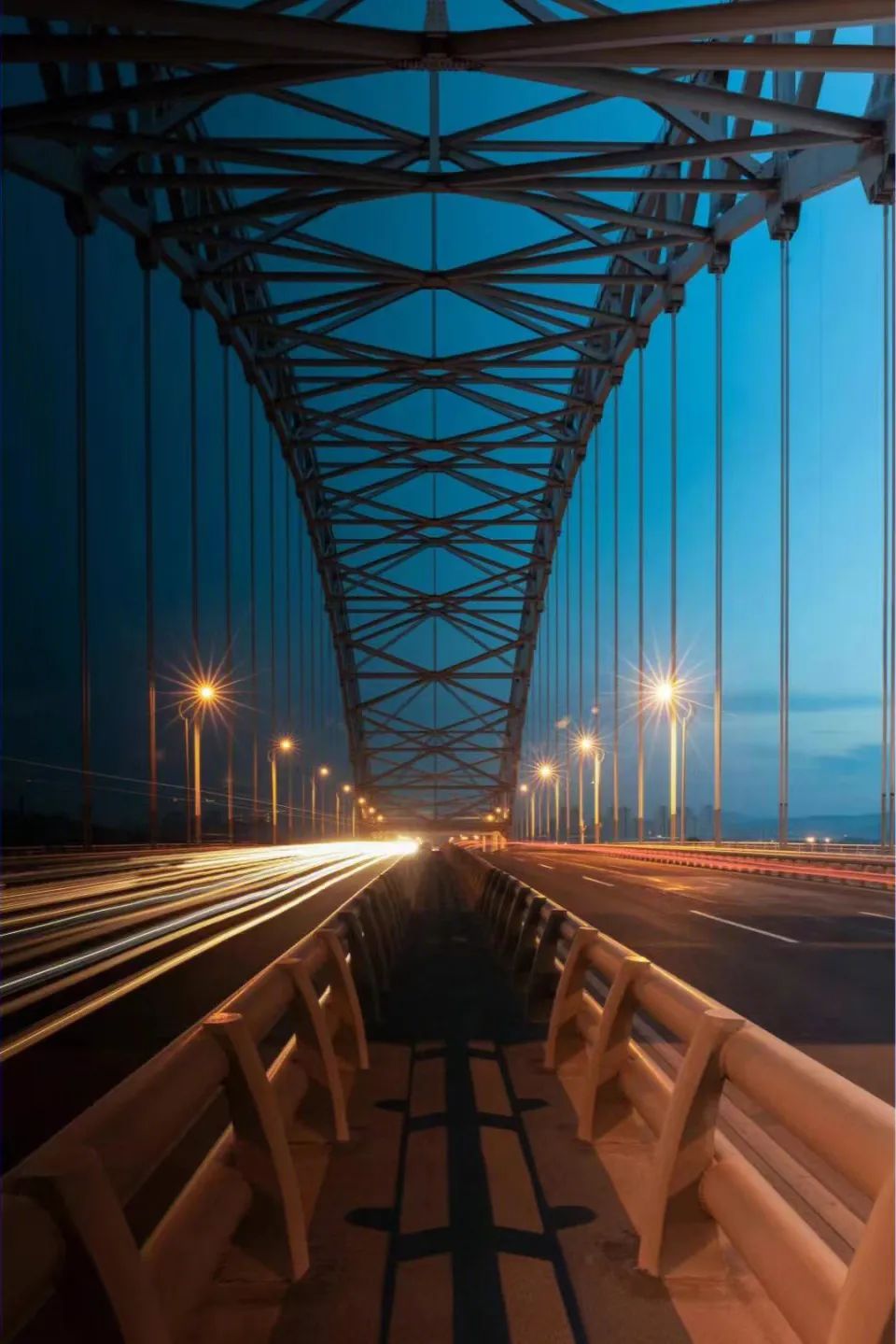 回到小县城朝九晚五,回到朝九晚五的心情说说