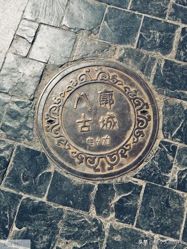 拉萨烈阳下,偷来了一天——两人单车穿越阿里行17