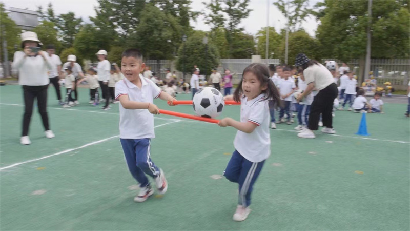 强体魄抗疫情,节奏感强的抗疫舞蹈