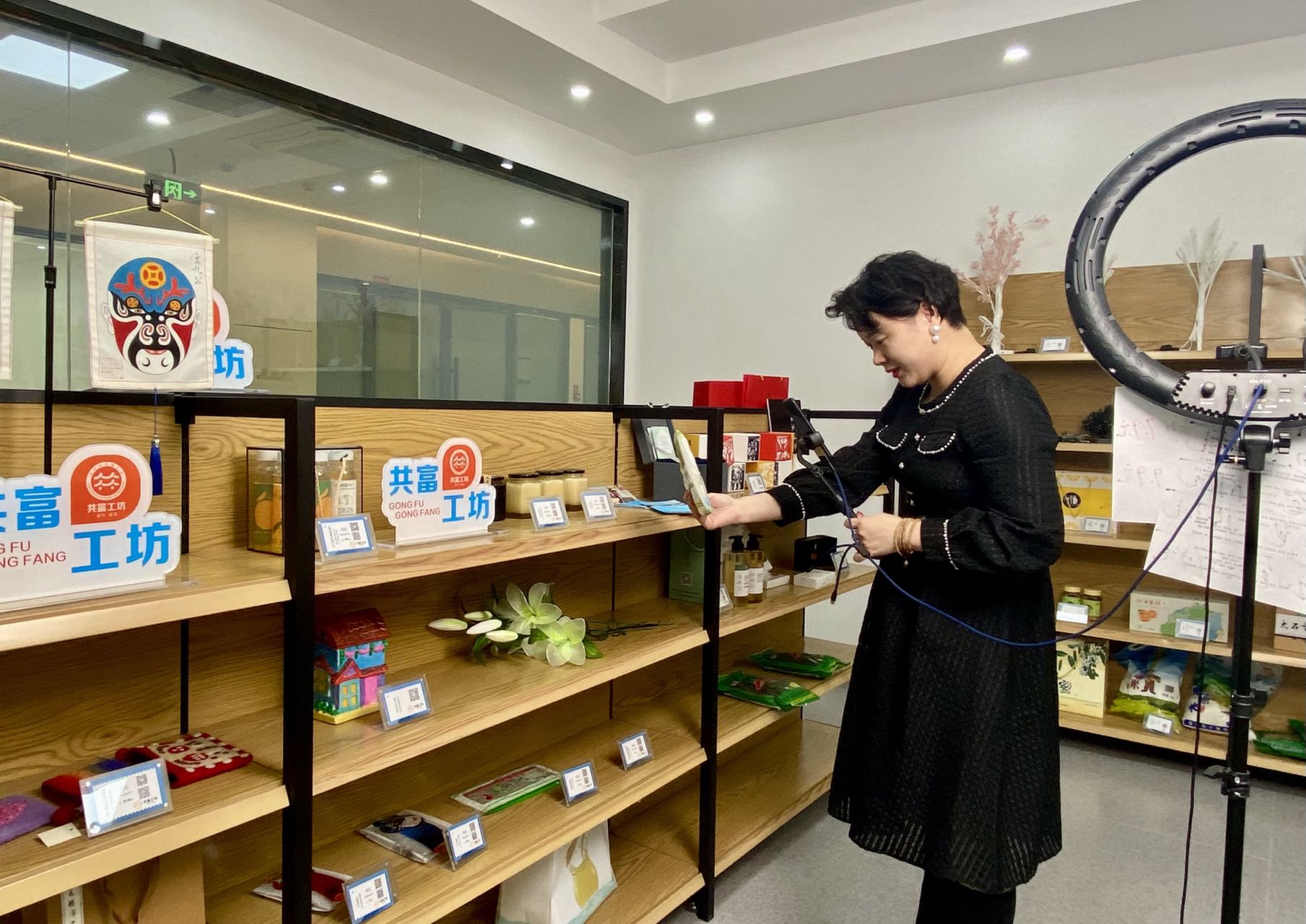 多渠道拓展农村增收路,因地制宜拓宽农民增收致富新路子