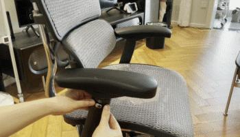 晒晒居家办公的电脑桌,晒晒我的居家办公环境