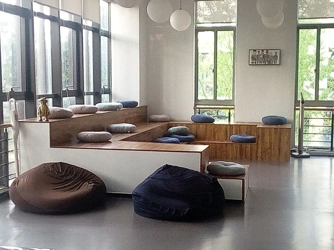 不到2000元买四部手机,不到2000块的旗舰机