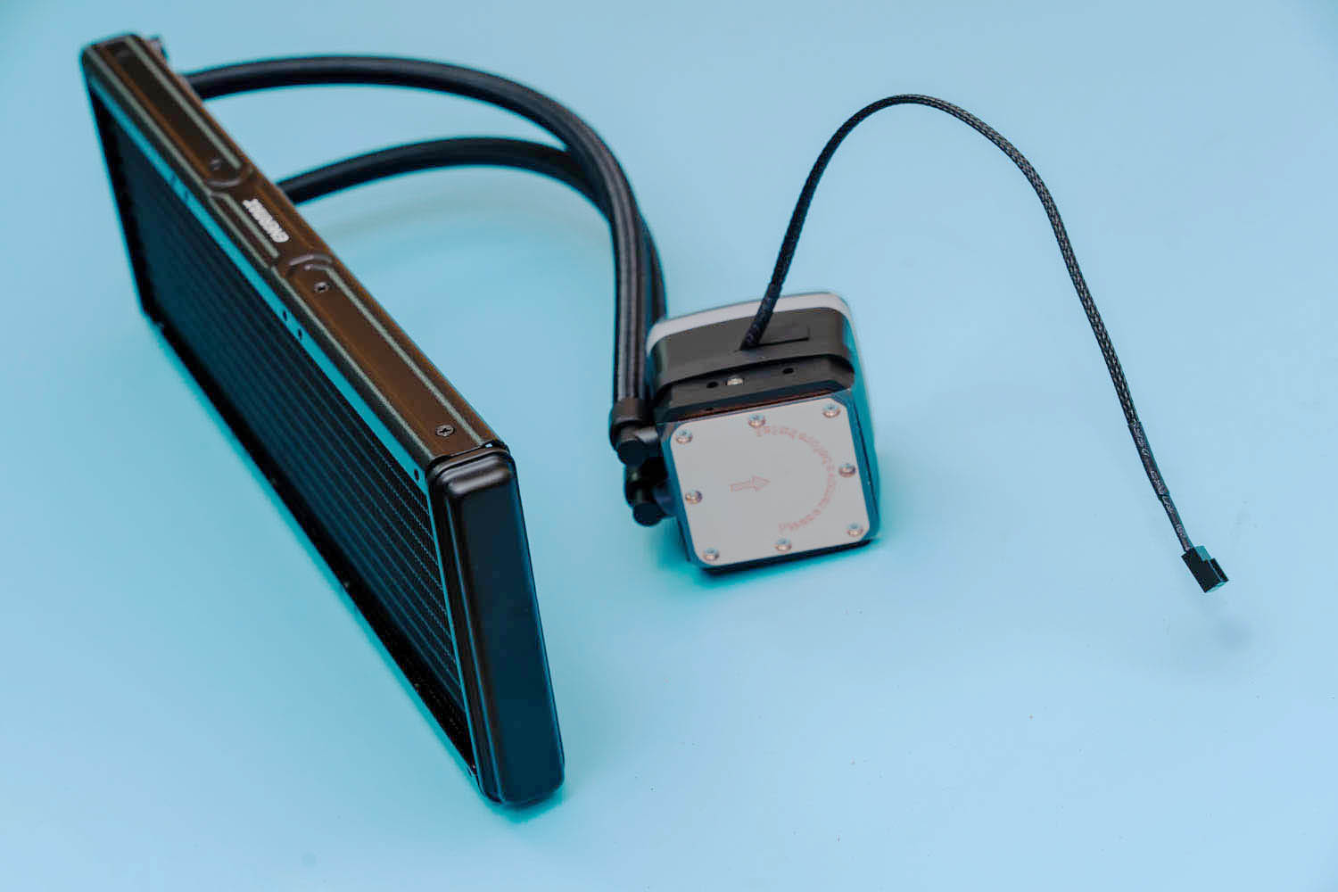 安耐美360水冷太吵,恩杰360水冷和安耐美