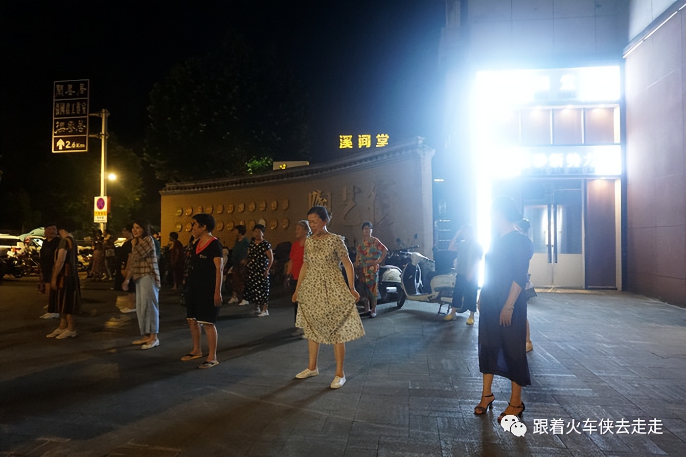 故乡的容颜还是那么亲切,故乡的容颜完整版dj