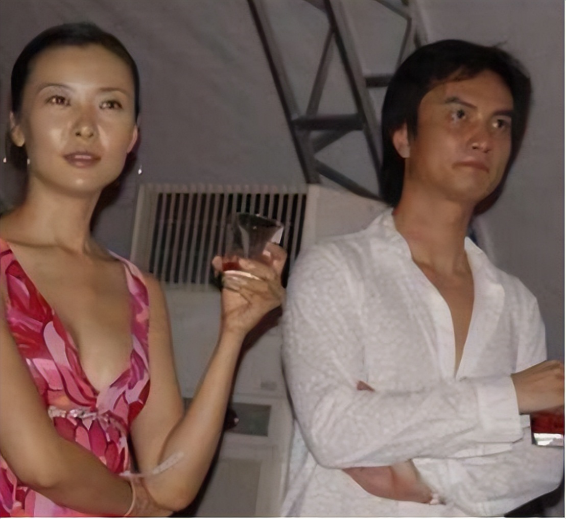 柯蓝内心的力量,柯蓝的情感