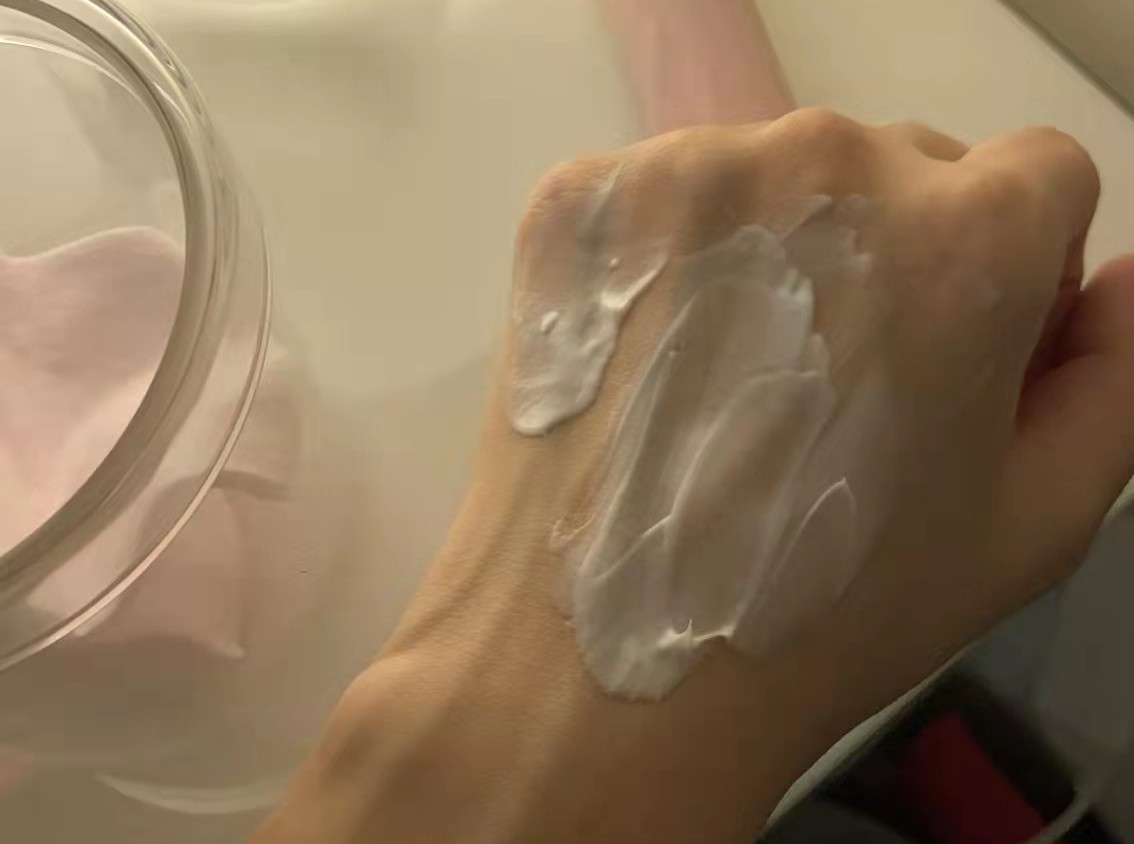 孕妇美白保湿身体乳排行榜第一名,身体乳持久留香72小时孕期可用