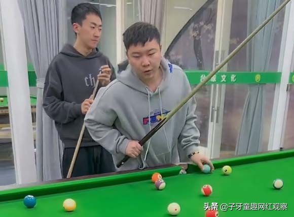 仙人杆法挑战丁俊晖完整版,自创杆法挑战丁俊晖