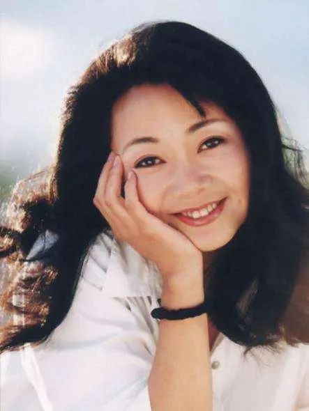 母亲专业户萨日娜,萨日娜和宋春丽谁厉害