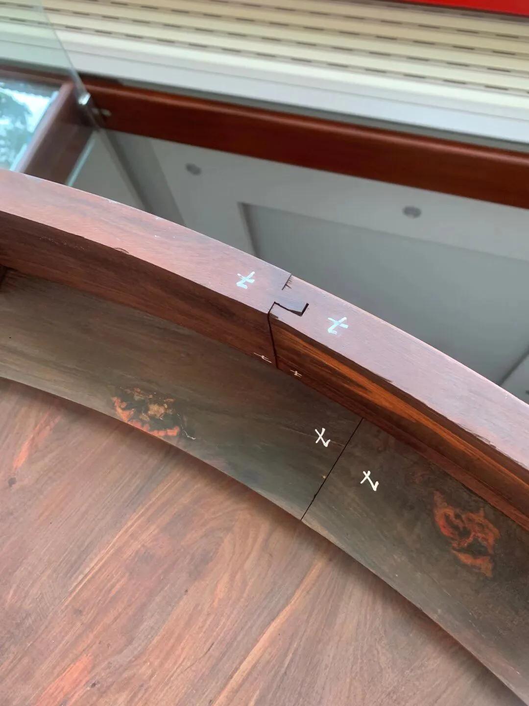 大红酸枝交趾黄檀圆桌图片,浦寨大红酸枝交趾黄檀明式餐桌