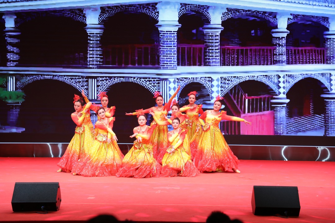 小店检察院、小店法院联合举办“守公平守正义新时代新征程”迎新春表彰联欢会