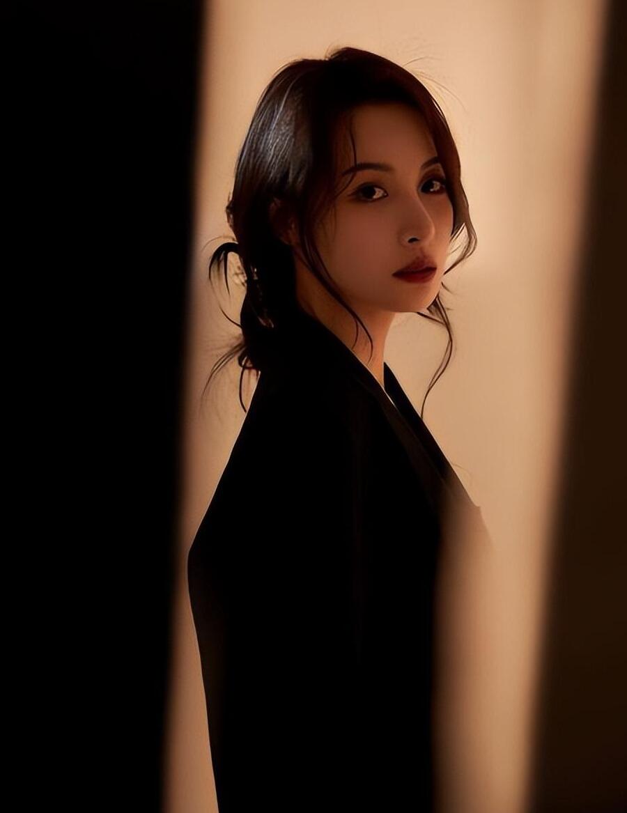 城中之城里面最漂亮的女人叫什么,城中之城气质女人