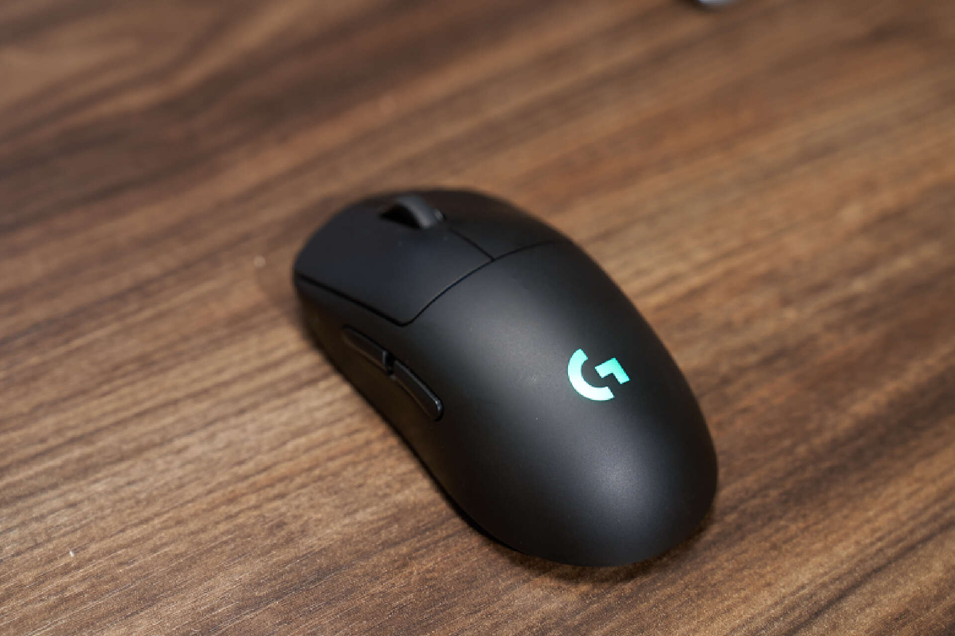 便宜鼠标和电竞鼠标外观对比,精选五款无线鼠标百元性价比之选