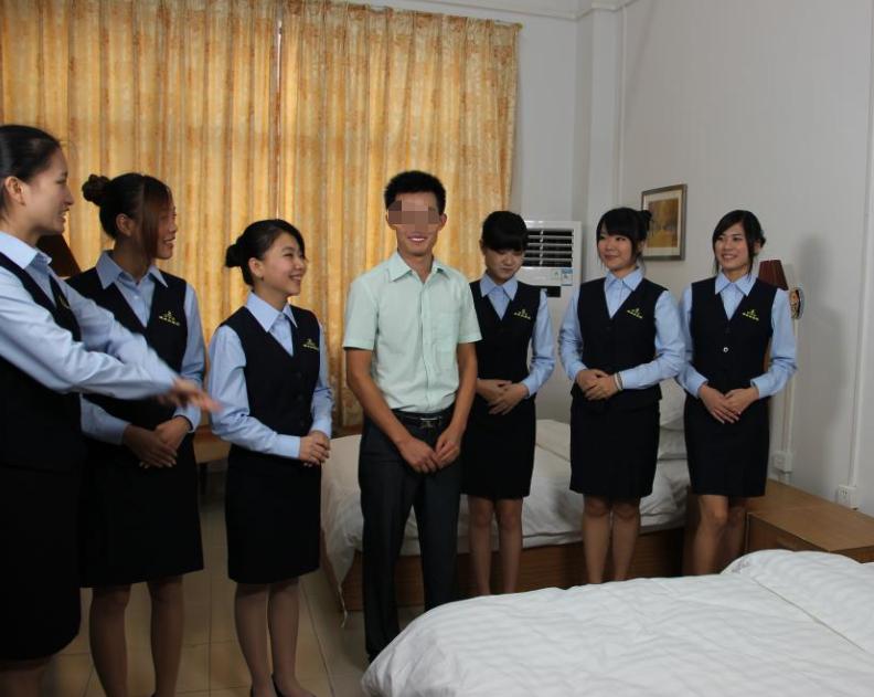 朝鲜美女娶中国小伙,朝鲜姑娘嫁中国小伙子