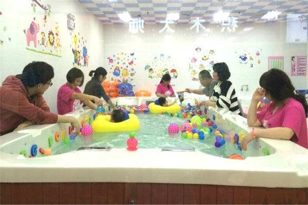 母婴店的哪些行为欺骗消费心,你有没有被月嫂或育儿嫂伤害过