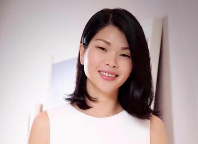 超模吕燕的丈夫和家人近况,超模吕燕全家