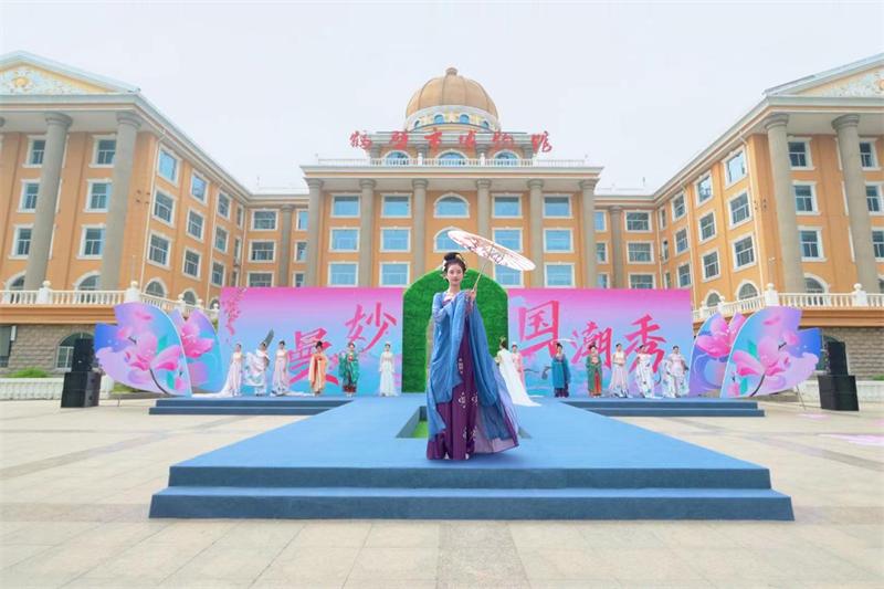 中国鹤壁樱花文化节航拍,2020鹤壁樱花文化节开幕吗