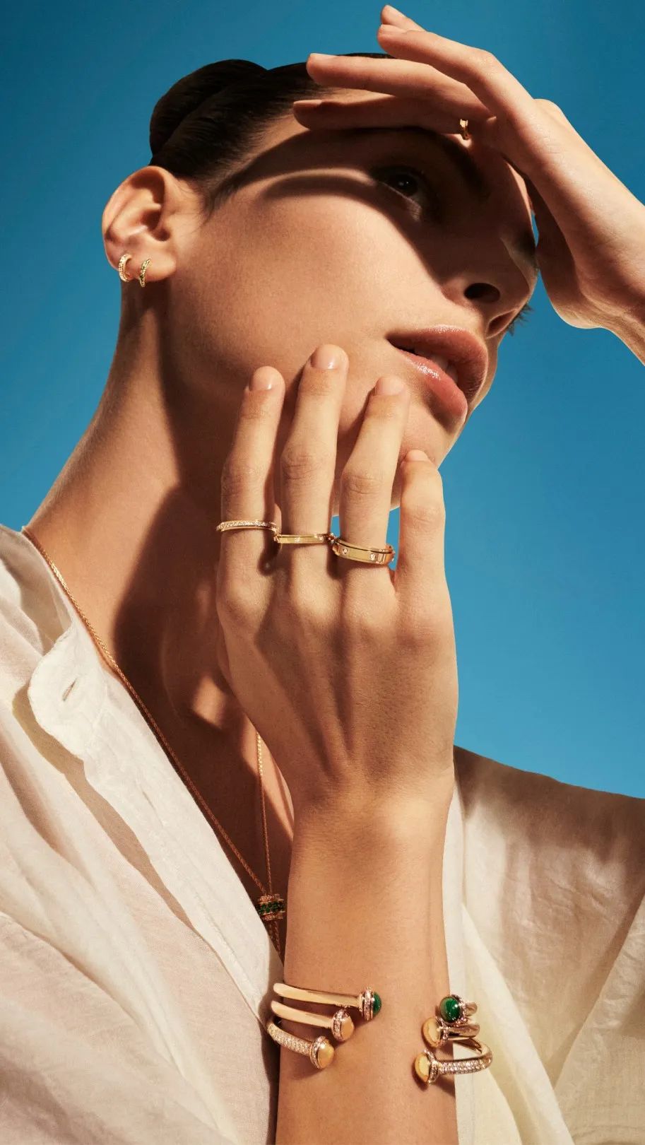 “礼赠”背后的奢侈品生意经：消费者如何在天猫奢品甄选礼物？