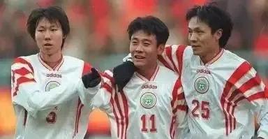 李铁踢球很厉害吗,李铁踢球有多厉害