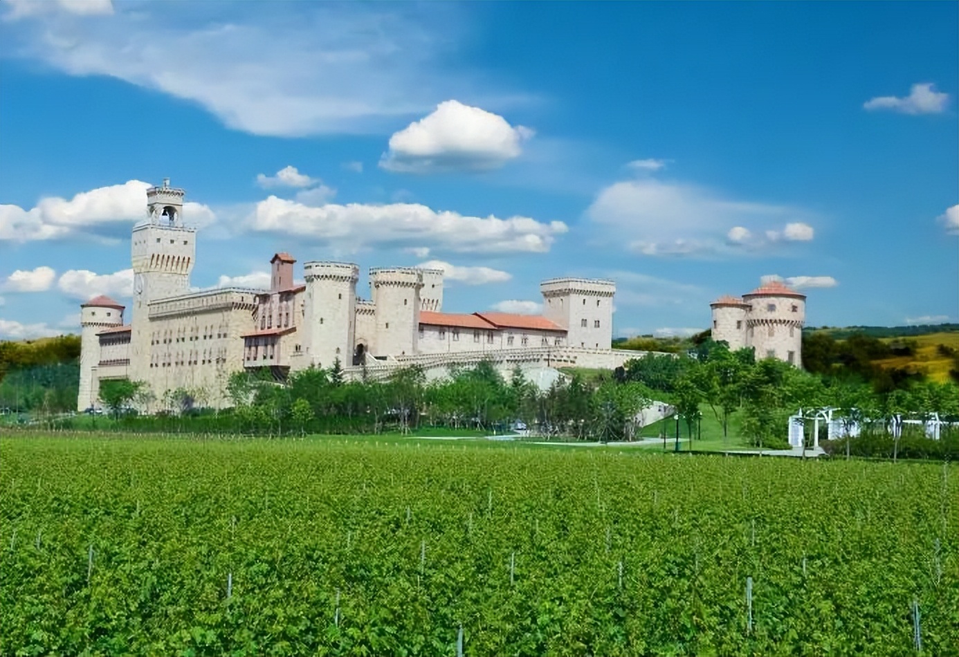 夏天游玩路线,夏天旅游最佳路线推荐