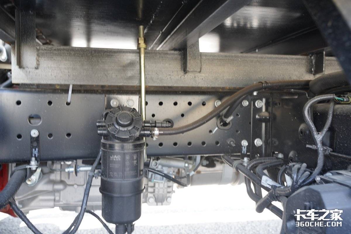 江淮零跑l6参数价格,江淮零跑l6