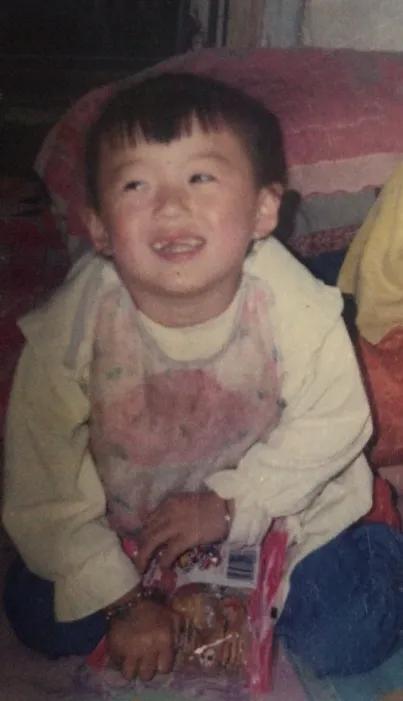 脑瘫关了我一扇门，却打开一扇天窗，让爱照耀进来，温暖我的一生