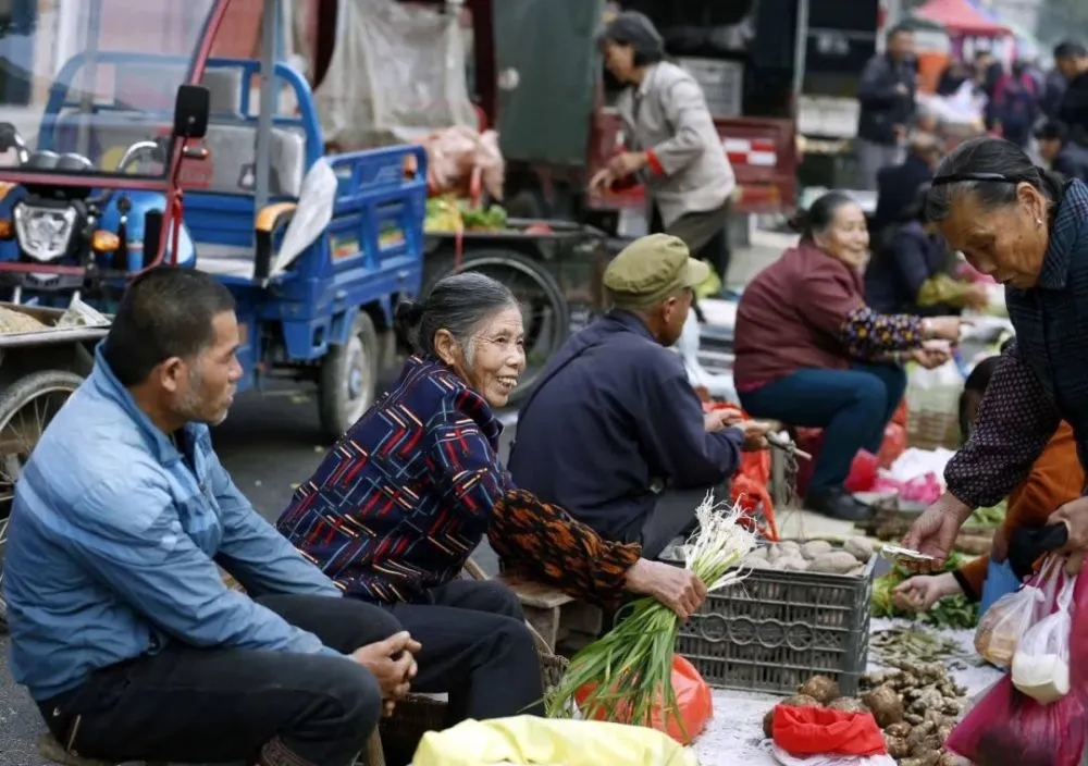 农村开始新一轮整治这四类人,年底农村严查四种行业