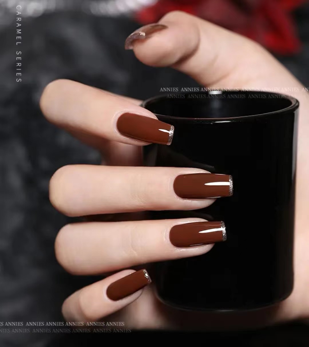 超级好看的三款美甲教程来啦,五彩美甲如何涂出高级感