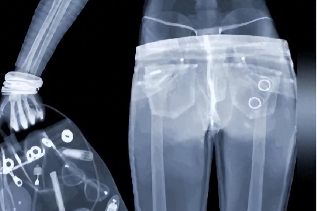 过安检时安检员能看到啥,过安检时安检员都能看到什么