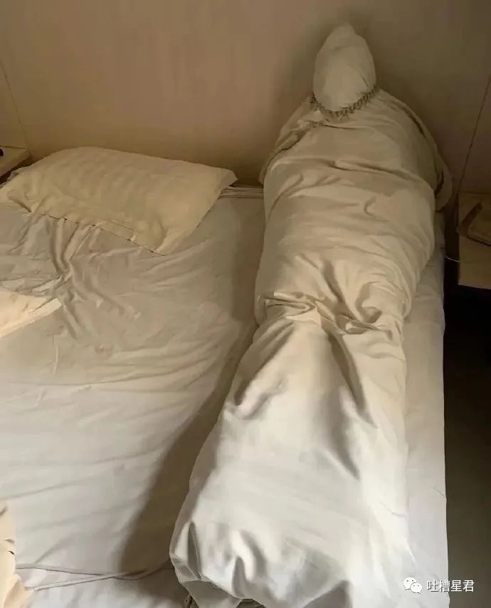 女友穿吊带裙男朋友的反应,女友买了新裙子