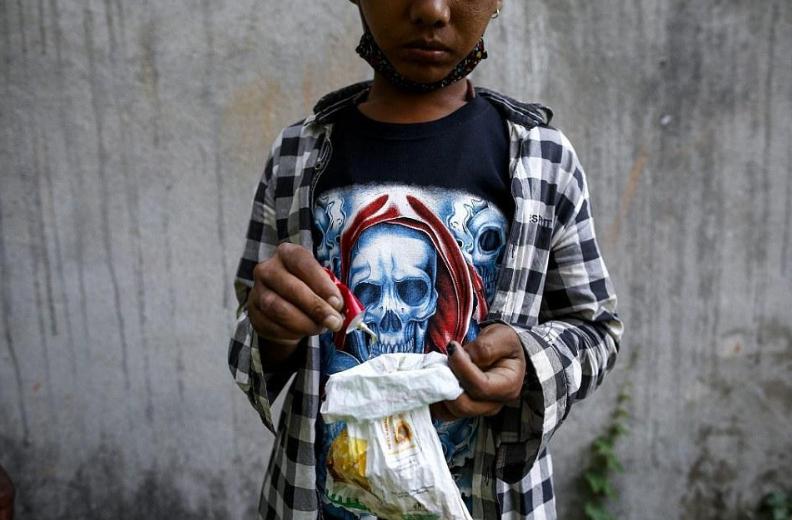 你赠我雪中炭,我回你锦上花——这对母子是对中国人最好诠释